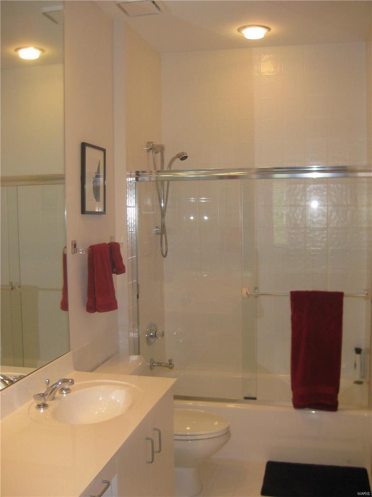 North Pointe Clayton - Residential