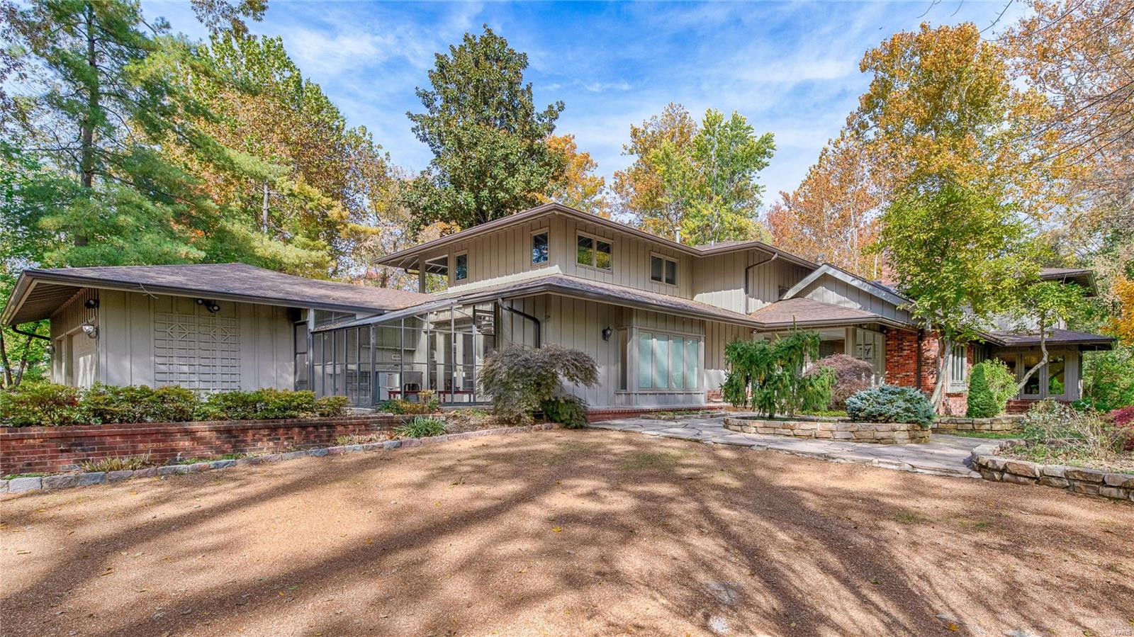 Von Schrader Estate - Residential