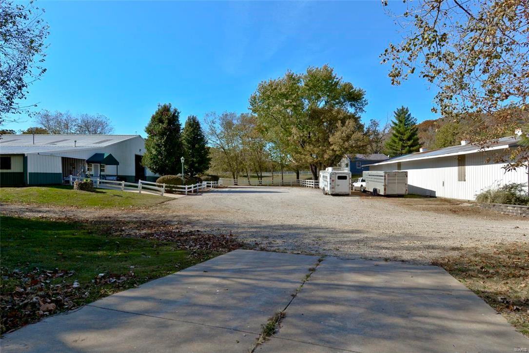 Brooks Farm - Farm