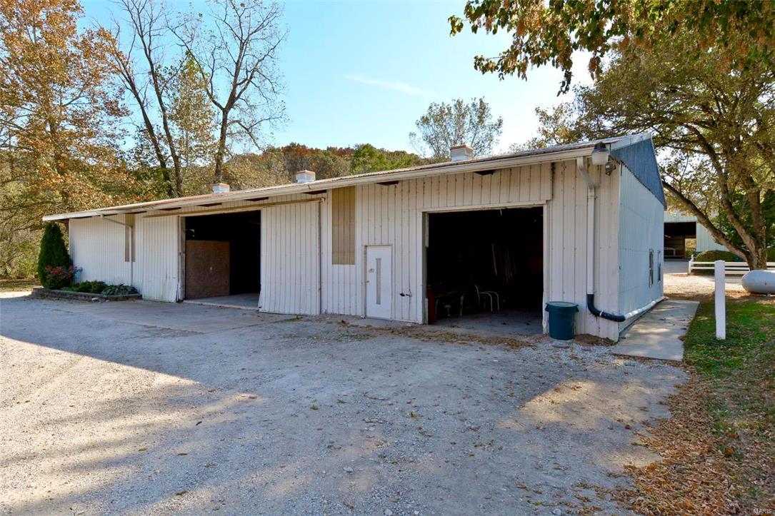 Brooks Farm - Farm