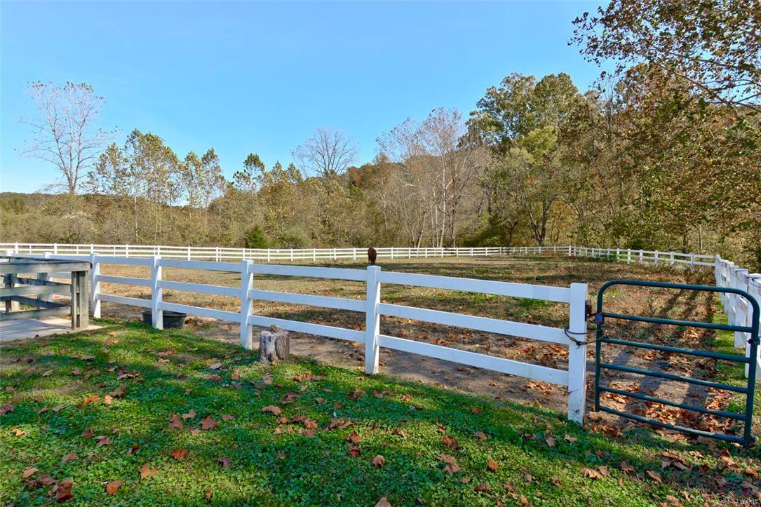 Brooks Farm - Farm