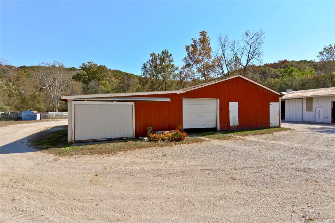 Brooks Farm - Farm