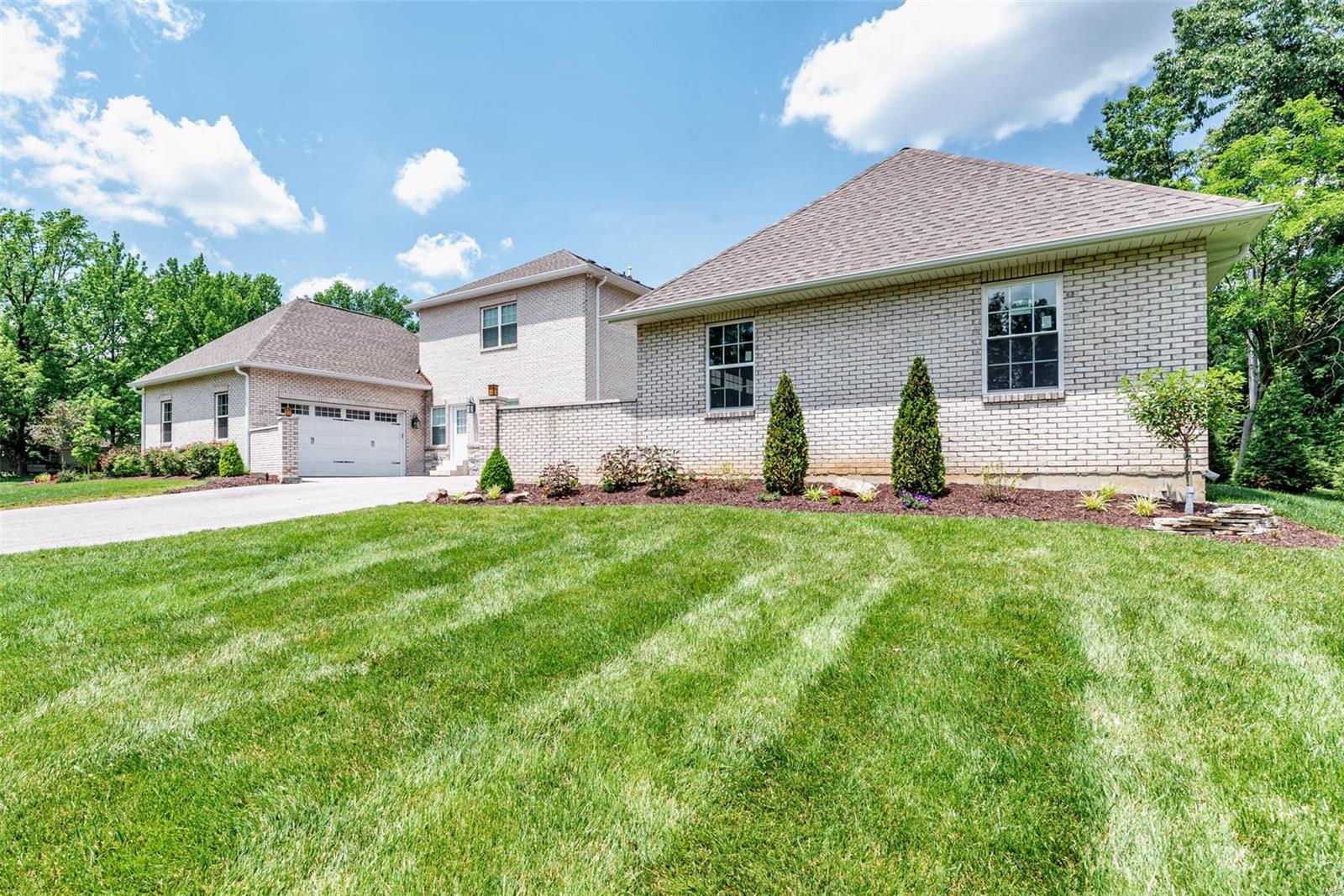 Lynnbrook - Residential