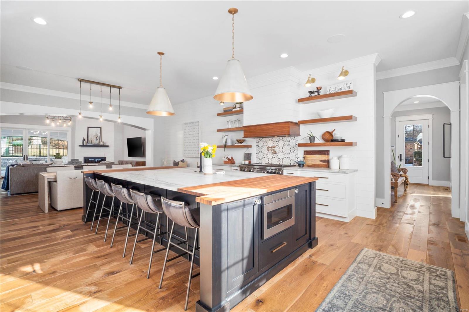 Williamsburg 3 - Residential