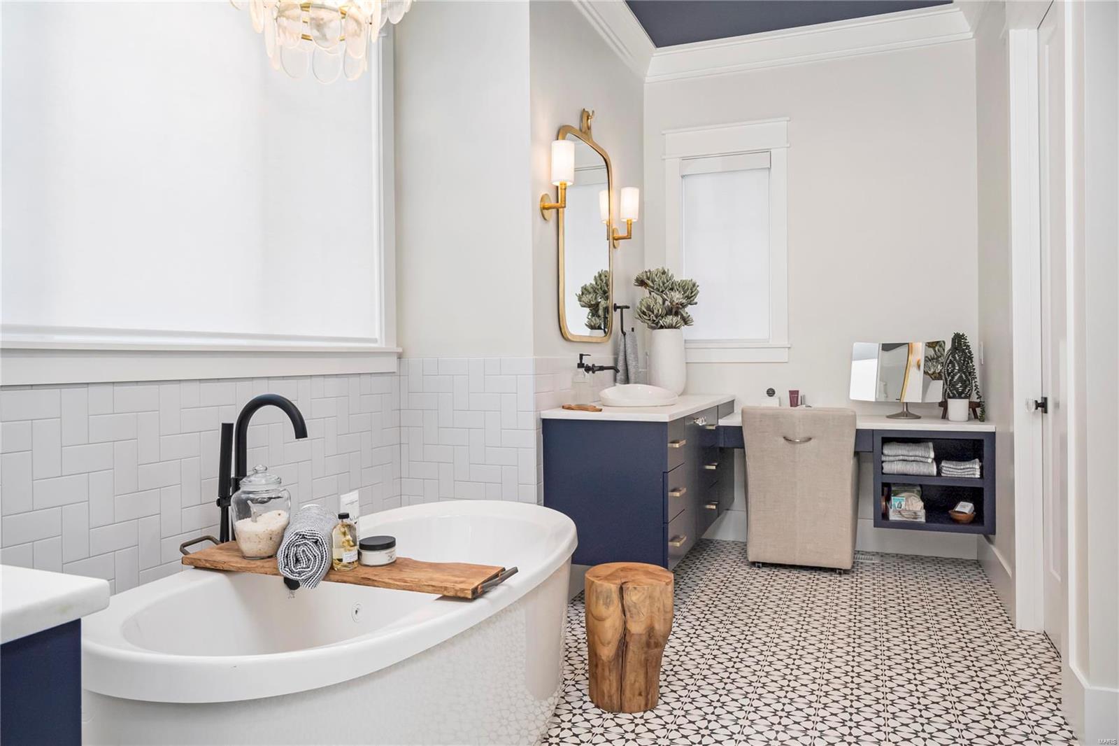 Williamsburg 3 - Residential