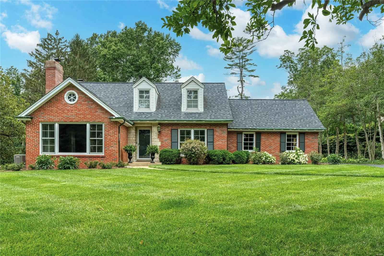 Frontenac - Residential