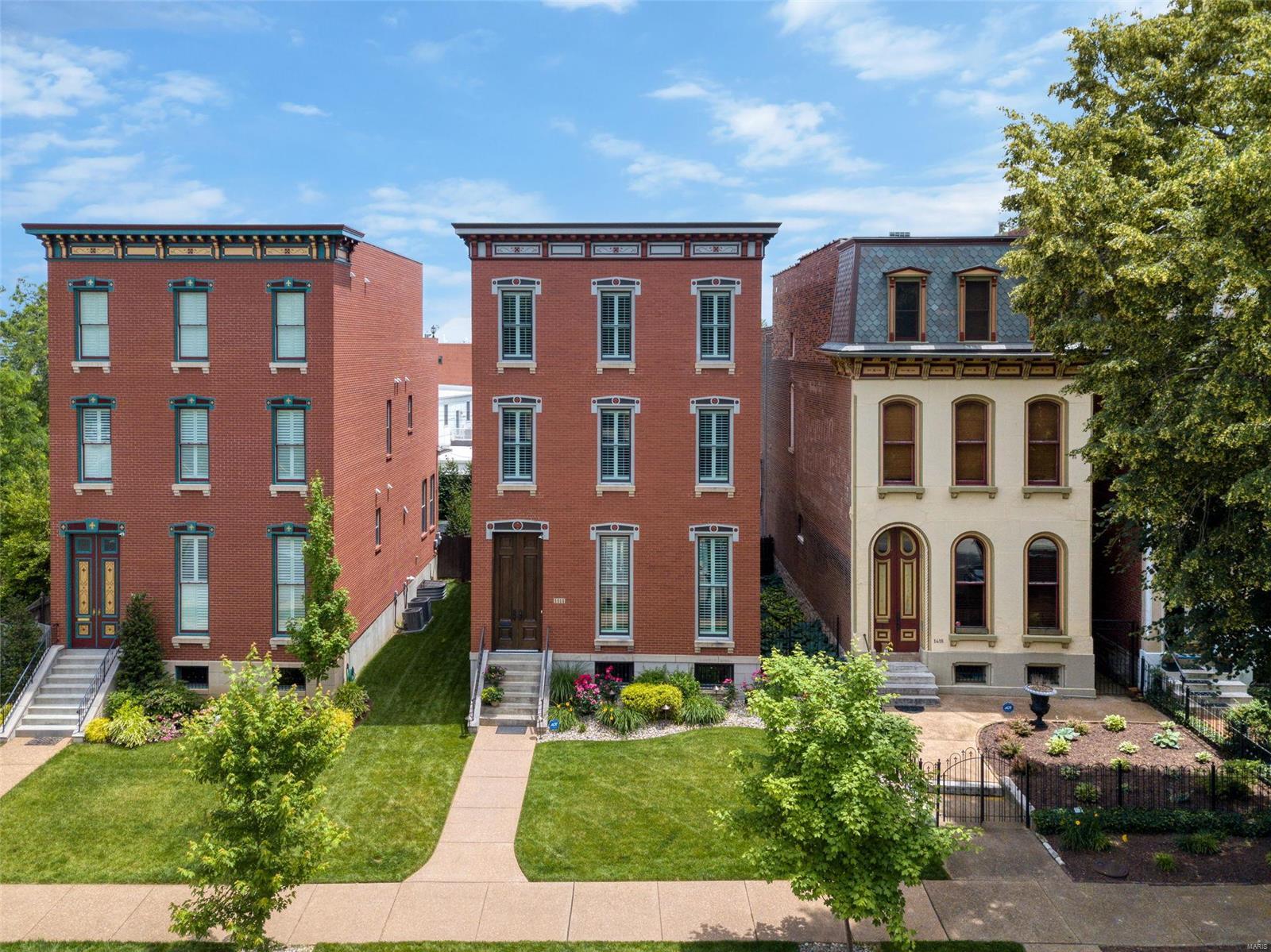 Lafayette Square - Residential