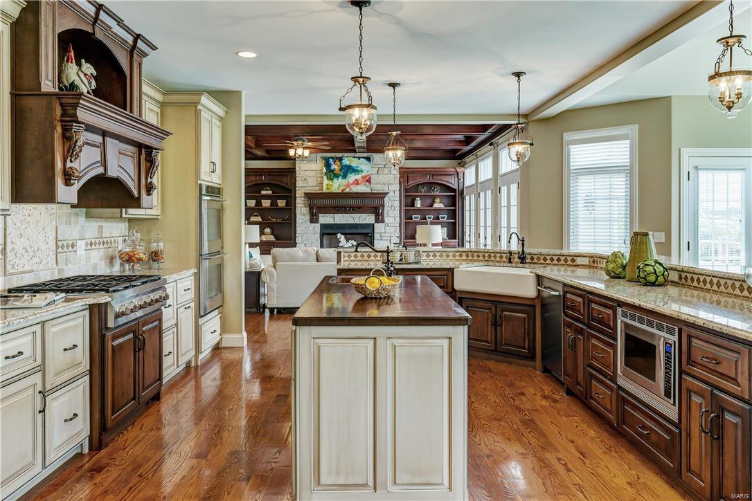 Ladue Meadows - Residential