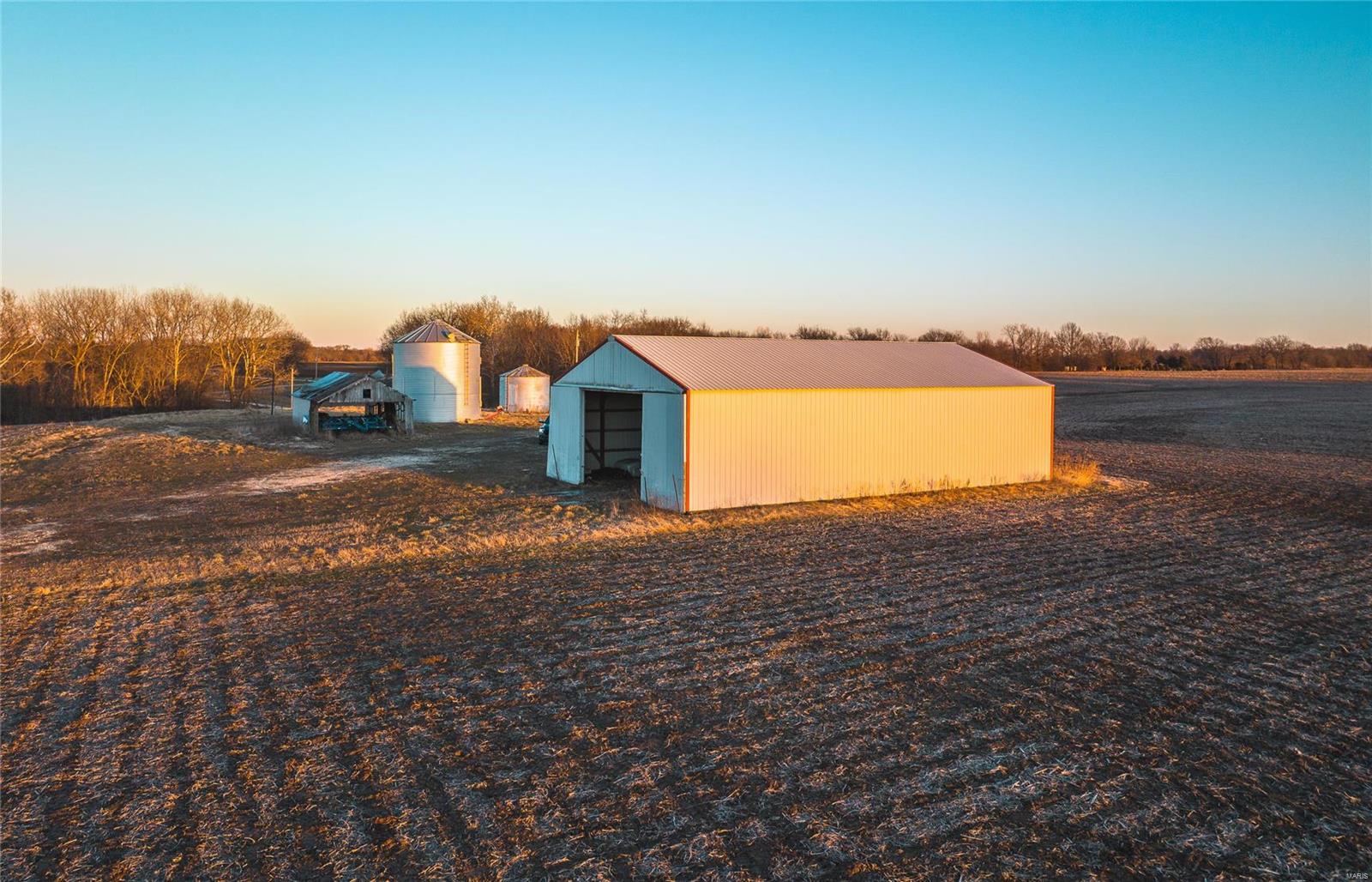 Not in a subdivision - Farm