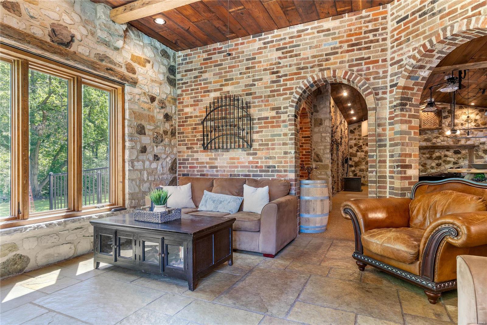Huntington Lane - Residential