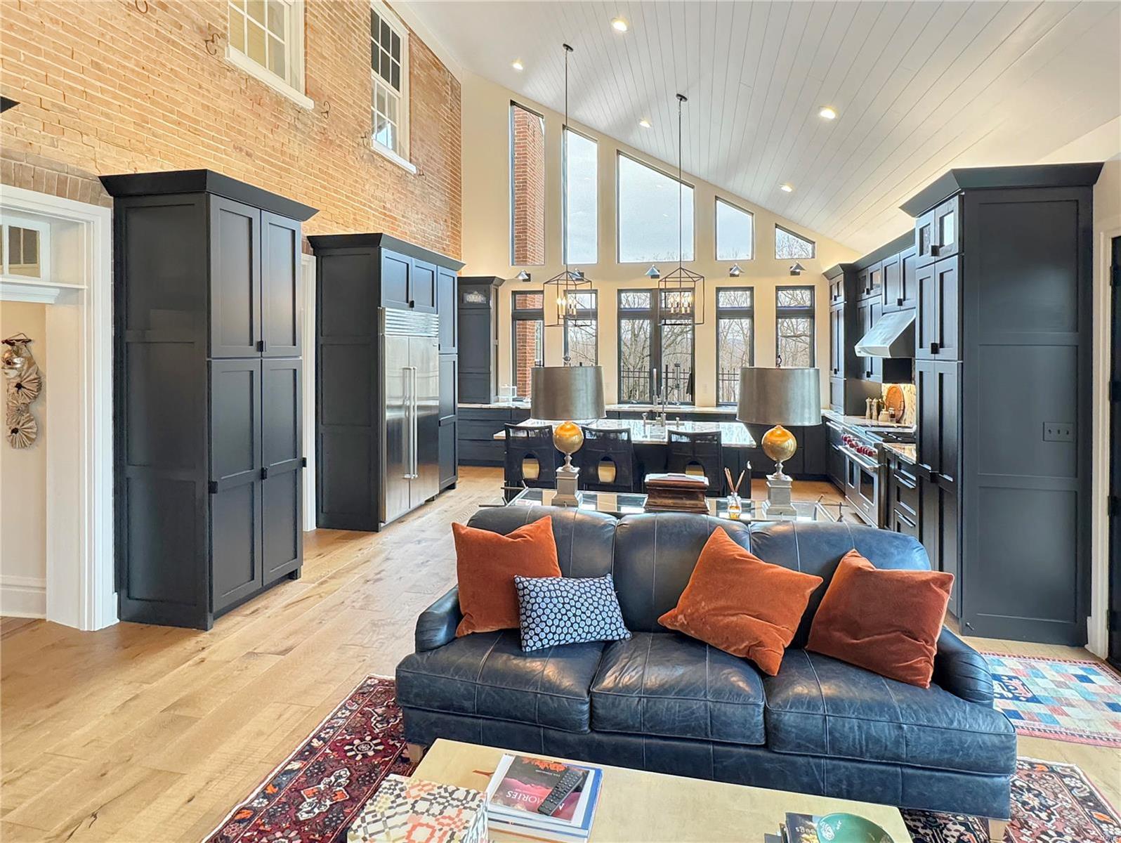 Lucinda Owens Estates - Residential