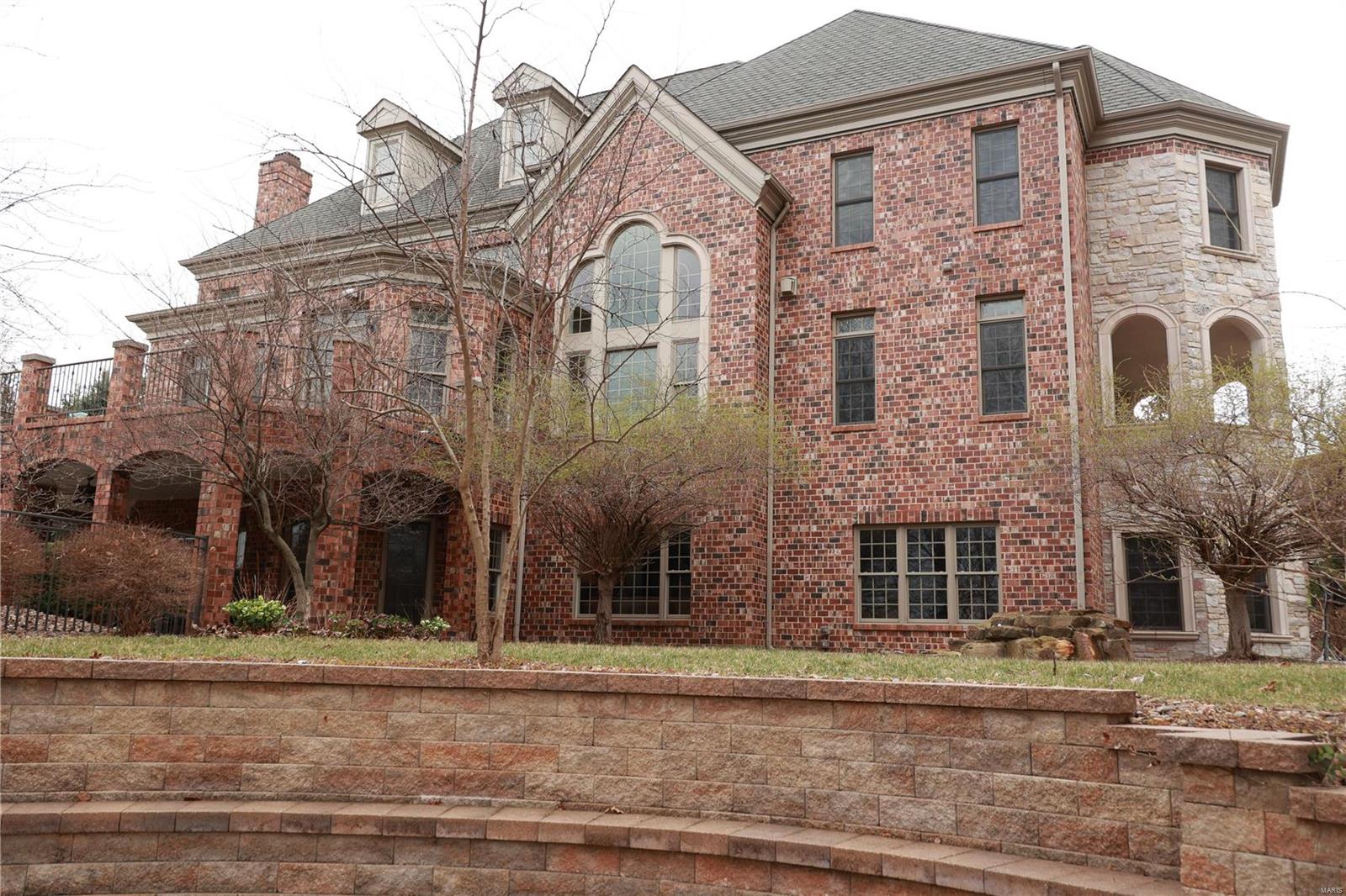 Estates at Far Oaks - Residential