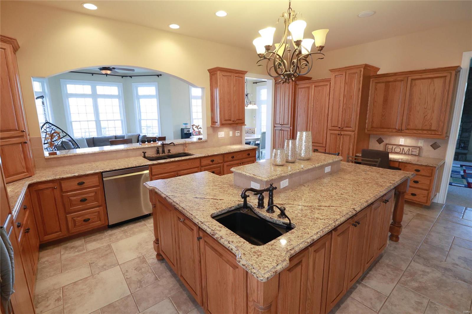 Estates at Far Oaks - Residential
