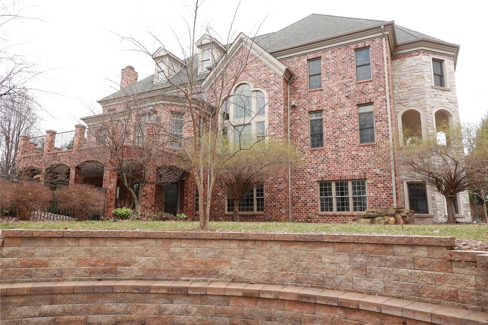 Estates at Far Oaks - Residential
