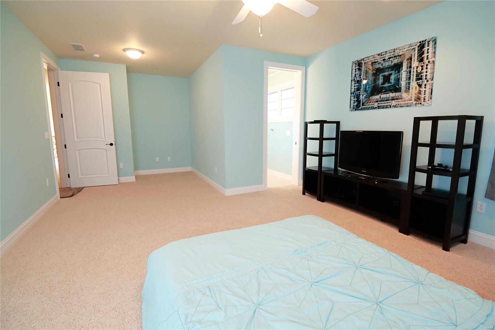 Estates at Far Oaks - Residential