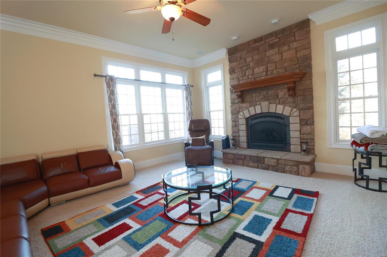 Estates at Far Oaks - Residential