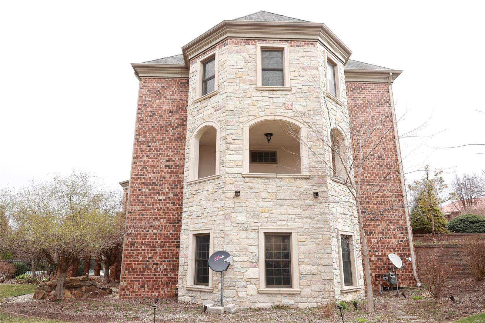 Estates at Far Oaks - Residential