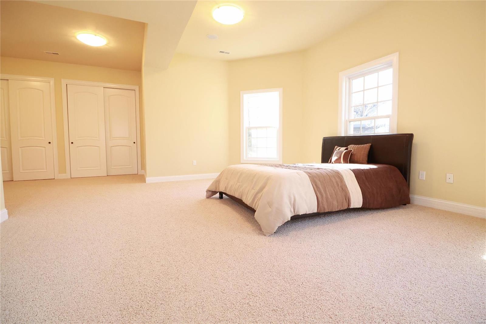 Estates at Far Oaks - Residential