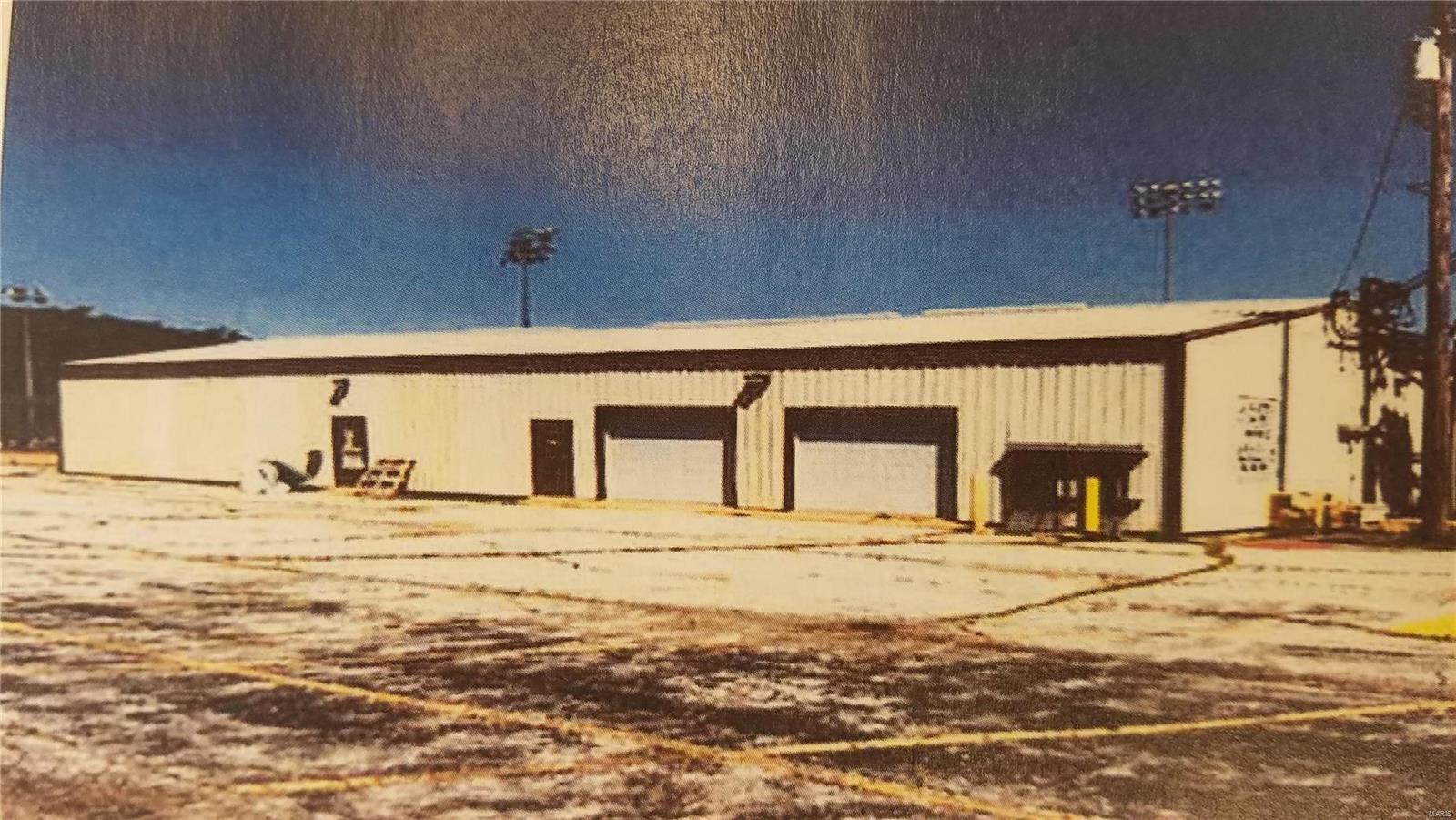 Formerly the Fenton Athletic Association, this property is located in the City of Fenton MO and consists of two contiguous parcels of land with a total of 29.16 acres. The site sits at street grade with generally level topography. Approximately 90% of the land is open with the remaining ground being wooded. The site has several improvements related to the current recreational use. There is a commercial utility building, a concession area, office, storage room, men’s and women’s public restrooms and a garage with 2 doors. Additional features include field lighting and parking for 232+/- cars. Location: Industrial Park
