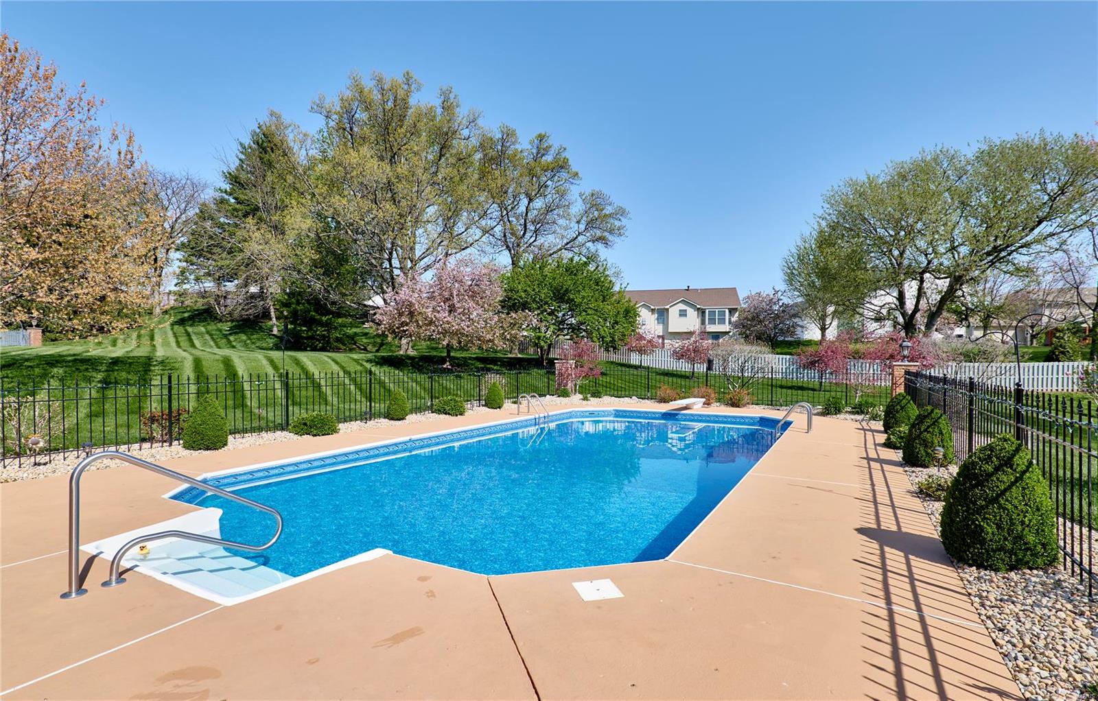 Lake Forest #2 - Residential