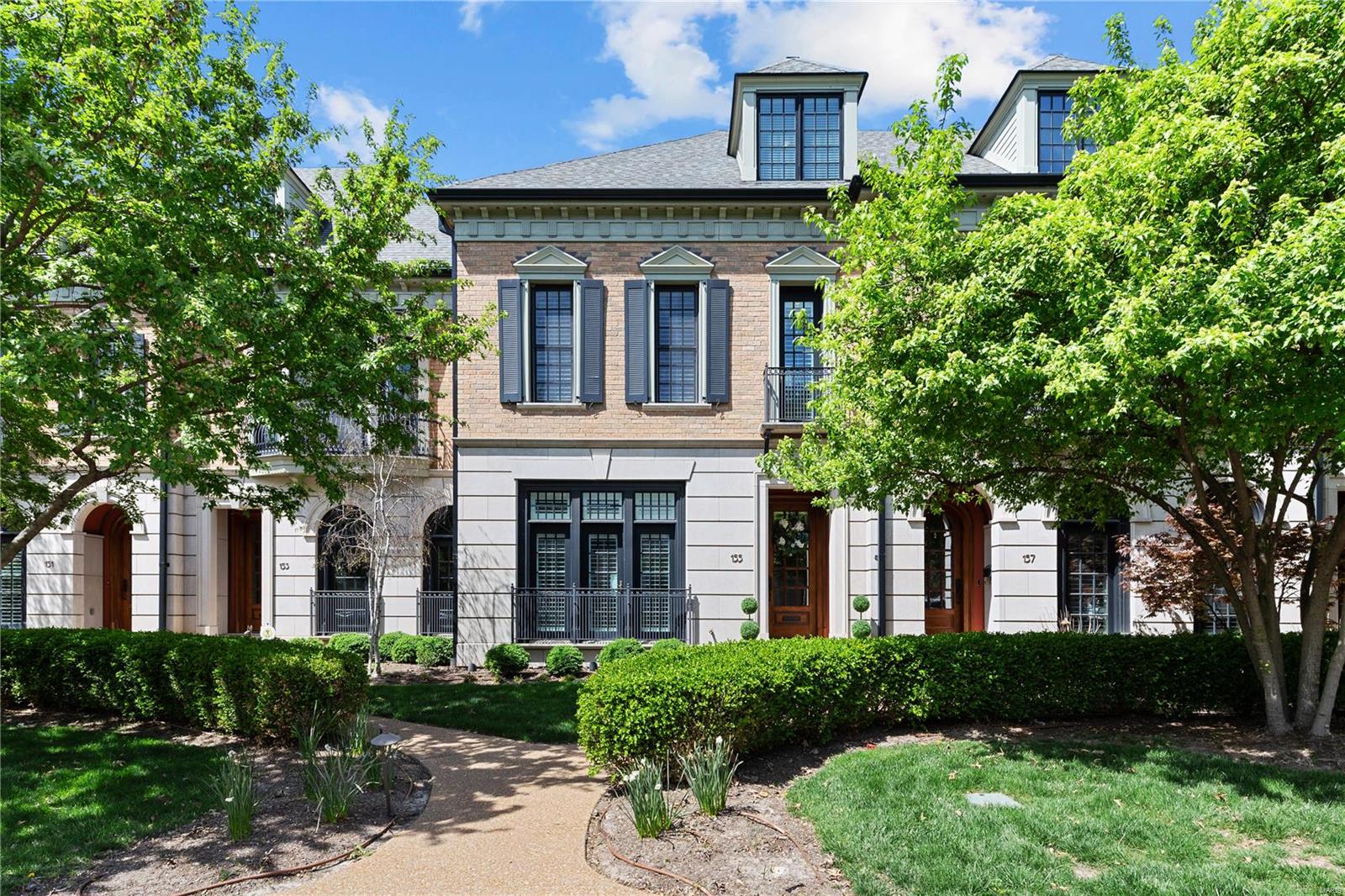 Villas of Clayton Gardens - Residential