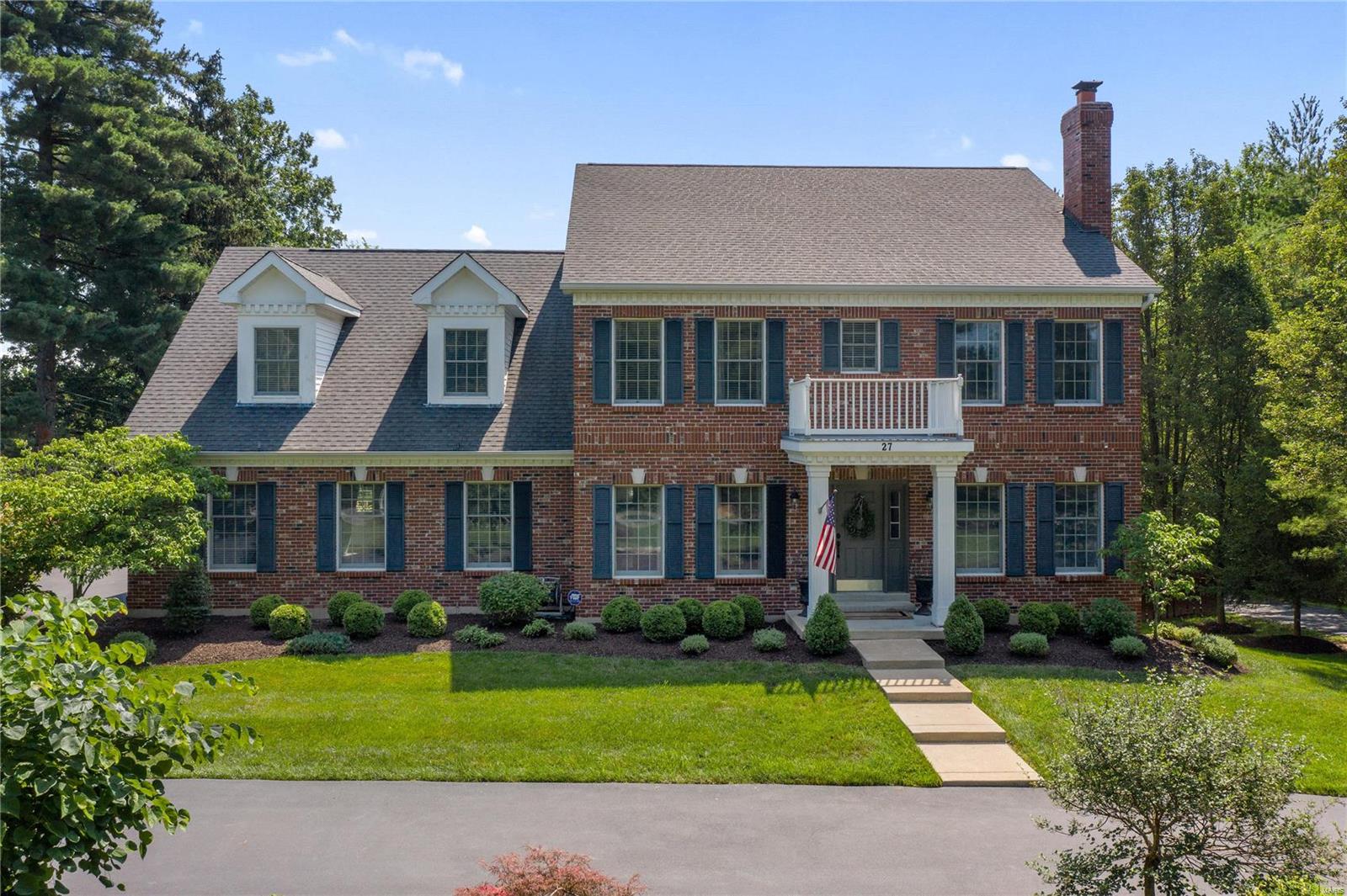 27 Colonial Hills Parkway is a stunning 2-story home, full of warmth and an undeniable feeling of enduring quality. Tucked away on a picturesque Creve Coeur lane, this center hall floor plan includes two gorgeous fireplaces on the main level, each the clear focal point anchoring its own space. The dining room is truly made for a crowd, so bring your people and settle in for holiday meals you’ll never forget. This updated kitchen is fabulous! White and gray perimeter cabinets with a simple center island that puts the chef in the middle of everything. The 2nd floor includes 5 bedrooms, 3 full bathrooms, one of each comprising a spectacular master suite! The lower level is so much more than simply “finished”! Beautiful windows overlook mature landscapes while easy walk-out access is just begging for a pool. And please don’t overlook the 3-car garage! What an exceptional property that’s every bit as good as it appears! Additional Rooms: Mud Room