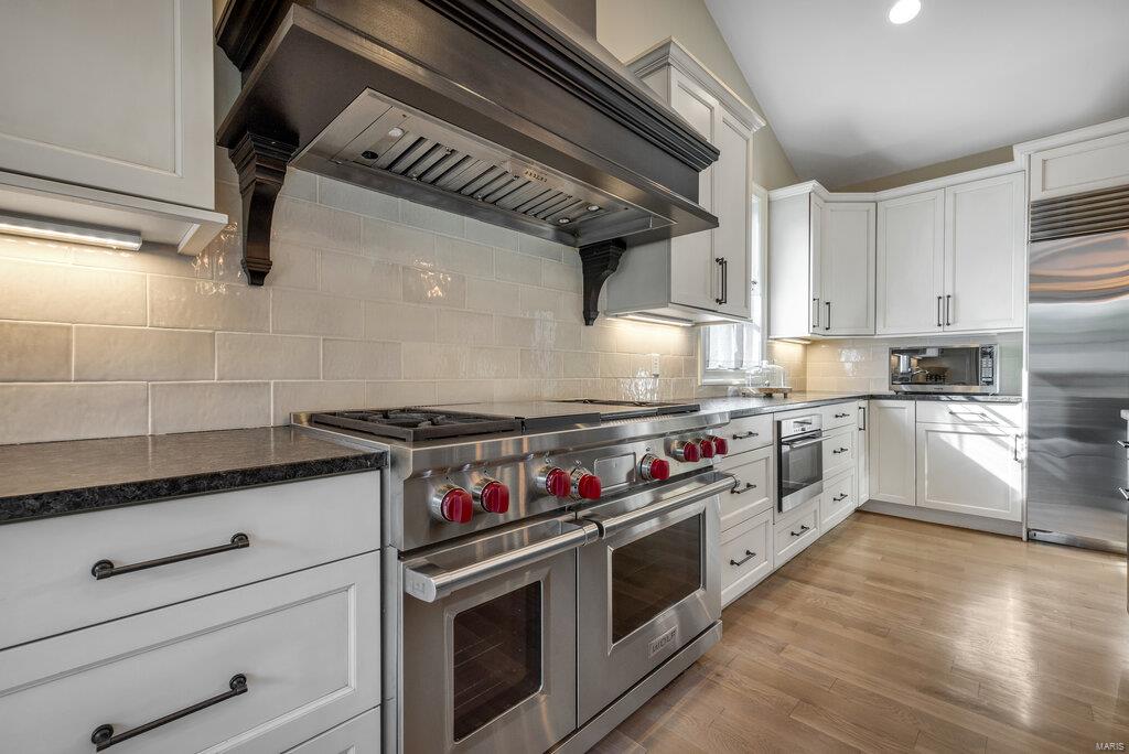 Clayton Gardens 3 - Residential