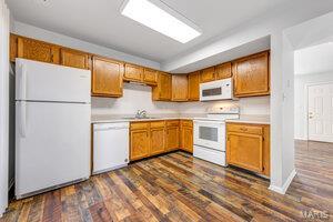 Hough Street Apartments - Commercial Sale