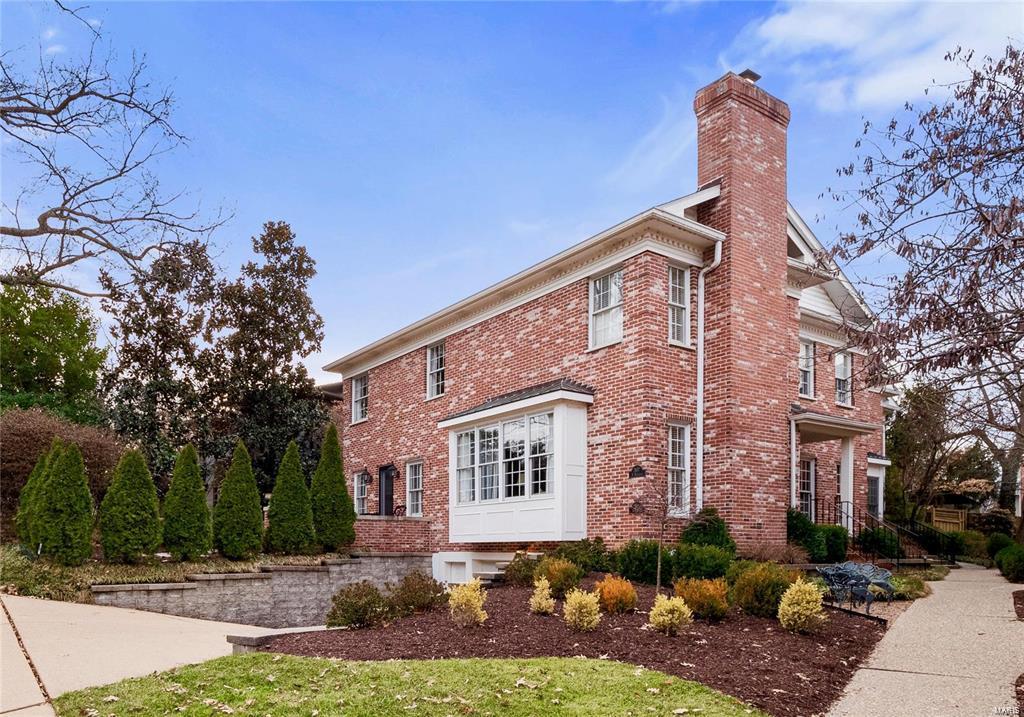 Beautifully updated Old Town residence offers a grand, two-story entrance that leads to a spacious living and dining area, complete with custom built ins and a cozy den, currently utilized as an executive office. The kitchen is a culinary delight, featuring custom cabinetry, granite countertops, and top-of-the-line appliances. The upstairs primary suite features a luxurious bathroom, complete with a steam shower, double sinks, and heated floors. Two additional bedrooms and a newer bathroom, as well as a laundry room and ample closets, can also be found on the upper level. This home is adorned with custom woodwork, including deep moldings, paneling in the den, and bookcases. The living room features a fireplace as well as a stunning bay window that floods the space with natural light. Private terrace featuring lush gardens. Additional amenities include 9-foot main level ceilings, zoned HVAC system, and an oversized two-car garage w extra storage. A magnificent place to call home.