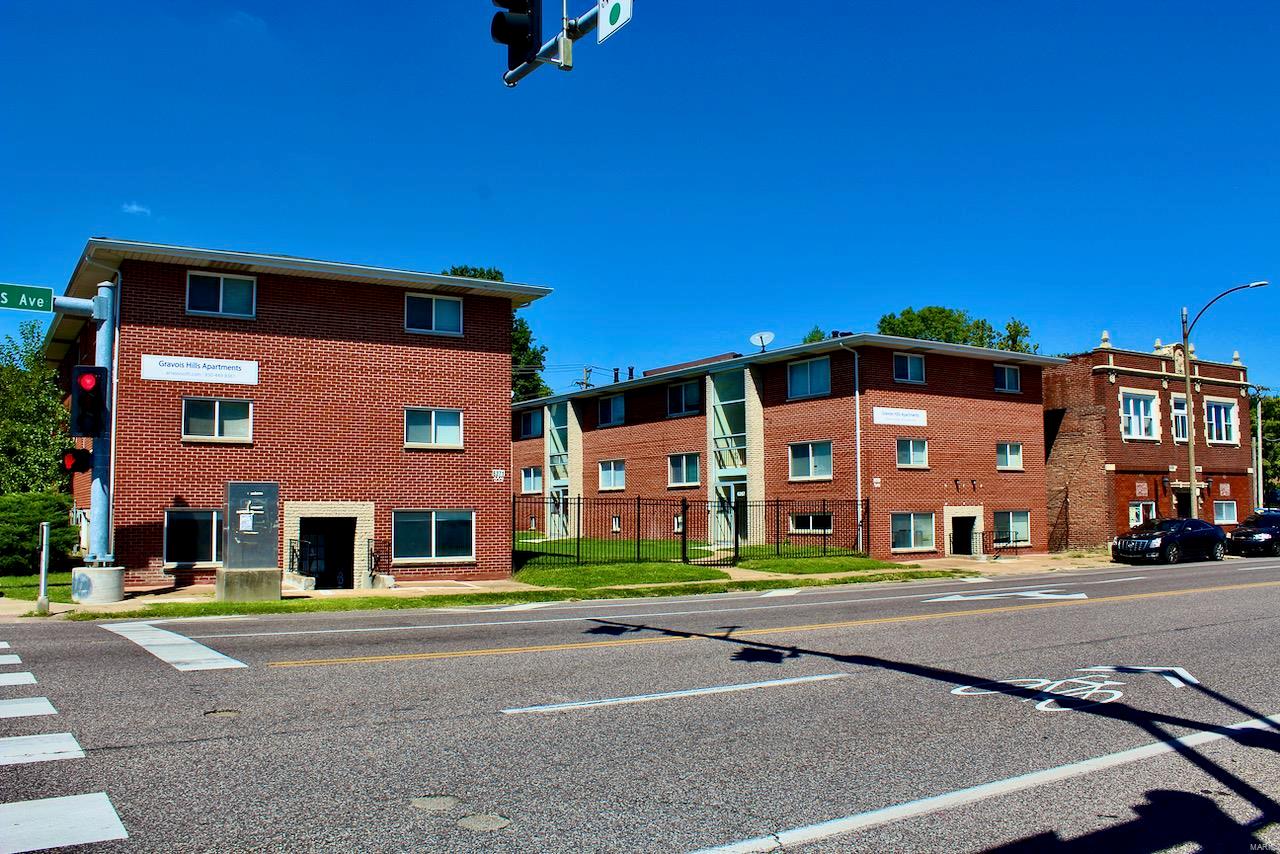 GREAT STABILIZED ASSET W/ LIGHT VALUE-ADD OPPORTUNITY, 6.8% CAP RATE - 16 UNITS, 2 BUILDINGS IN THE PRINCETON HEIGHTS NEIGHBORHOOD OF ST. LOUIS, MO!
This garden-style property features 14 one bedroom one baths and 2 two bedroom one bath apartments. Unit upgrades have recently been completed to all units including new hardwood flooring, kitchen/bathroom remodeling and fresh paint. Each building contains a basement with coin-operated laundry and storage units for tenants. The property is located at a highly-visible South City intersection surrounded by a vibrant business district brimming with local shops, eateries, cafes, restaurants, parks, and more.  Perfect for self-managed local investor.  The property has had consistent high occupancy with impressive rent growth.