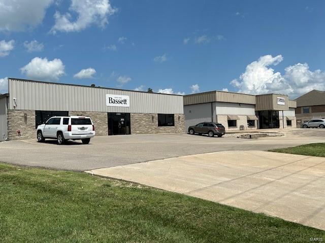 0700 - Commercial Sale