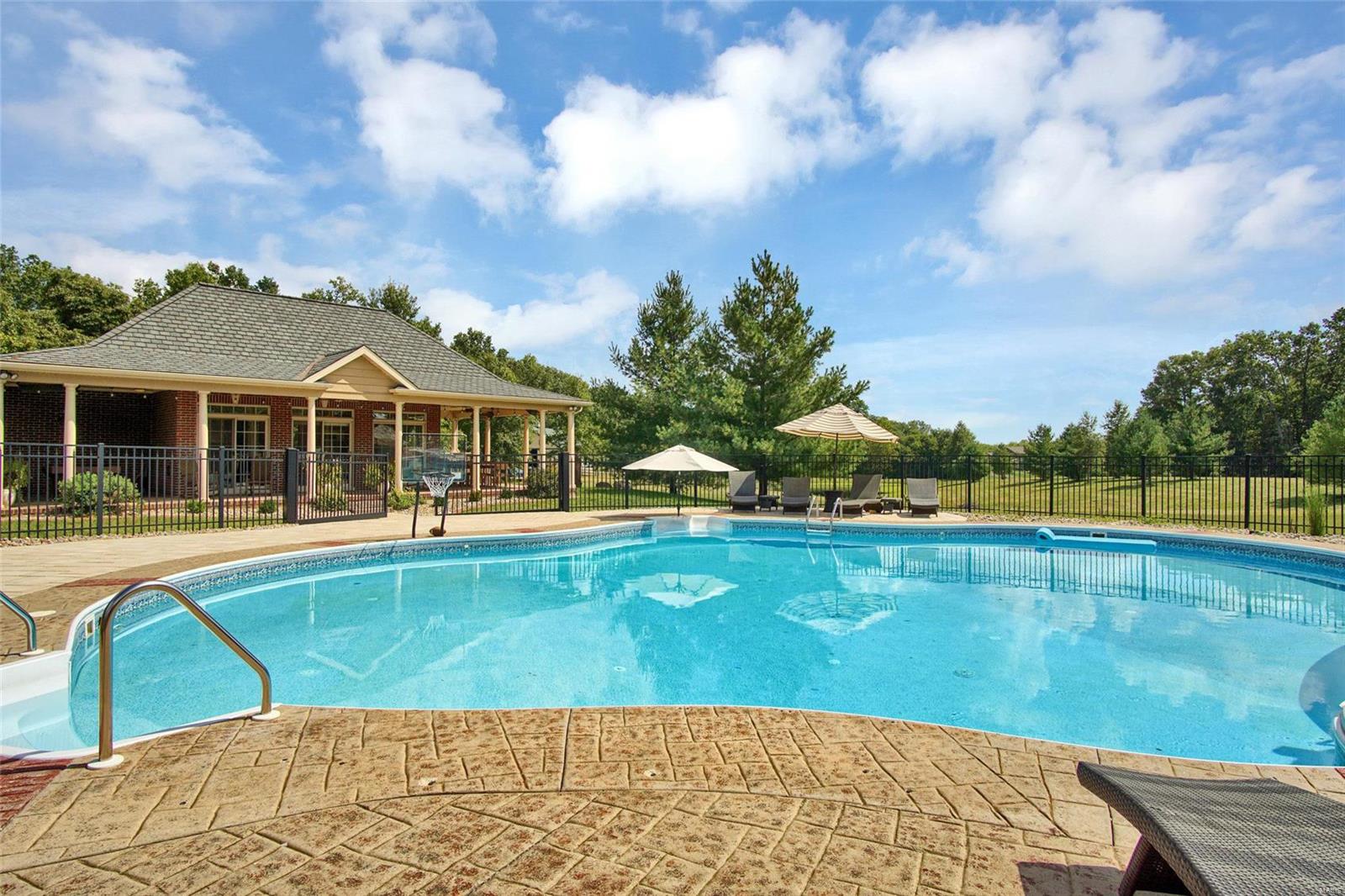 NOT IN A SUBDIVISION - Residential