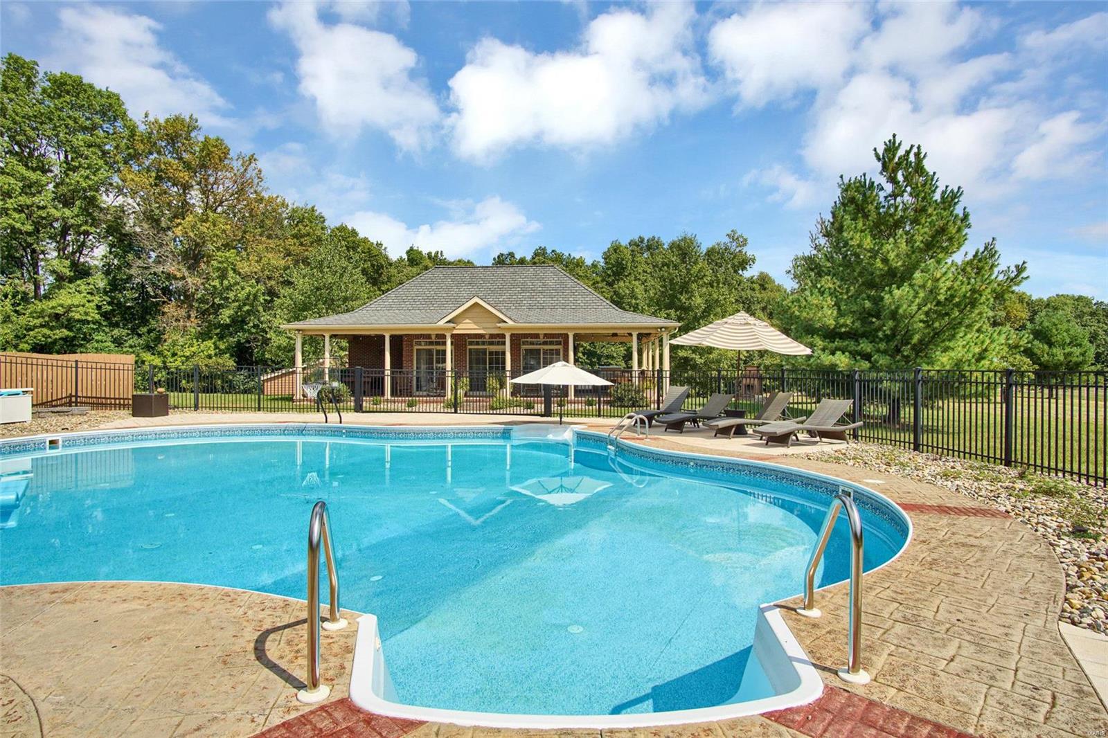 NOT IN A SUBDIVISION - Residential