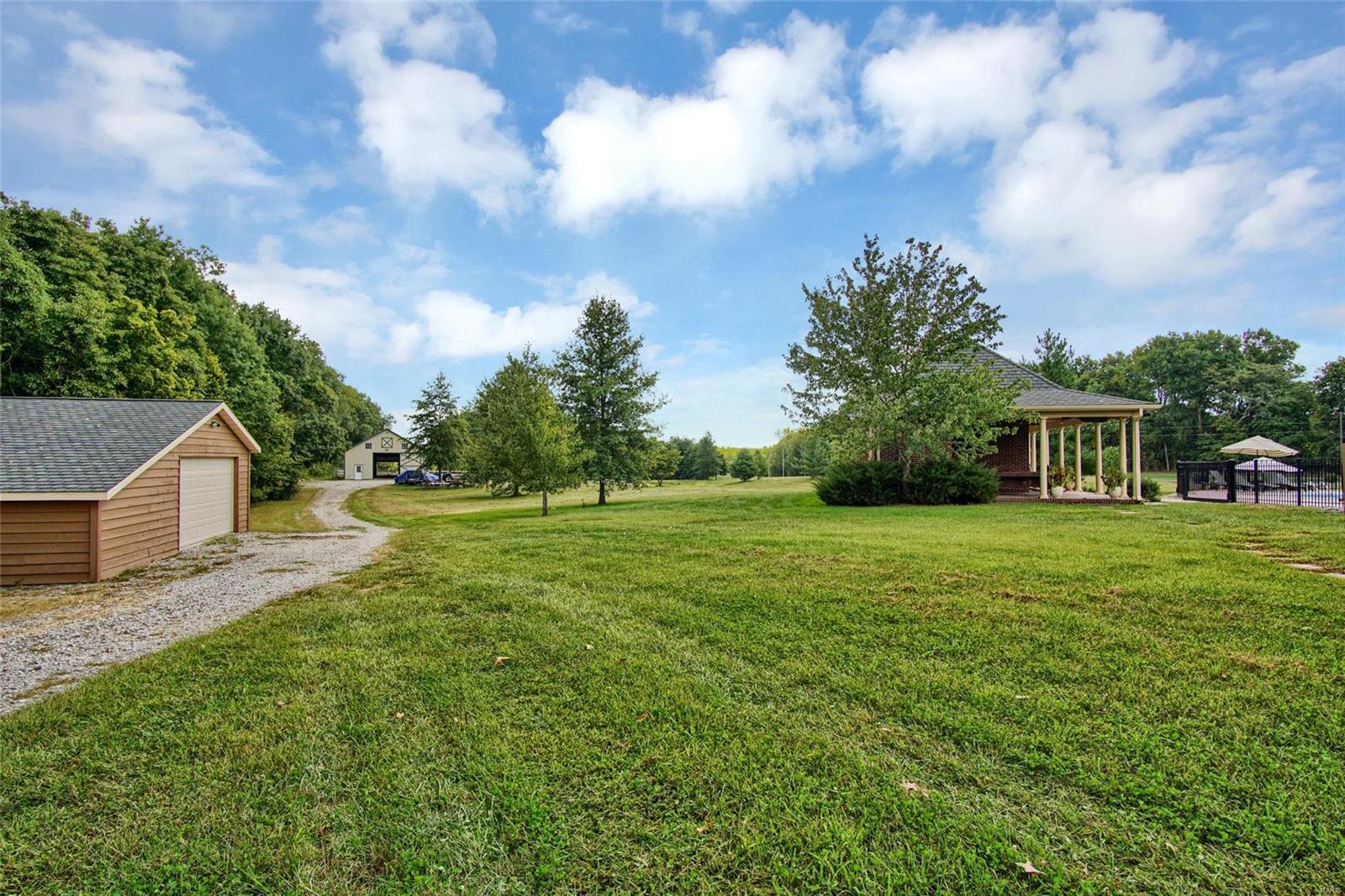 NOT IN A SUBDIVISION - Residential