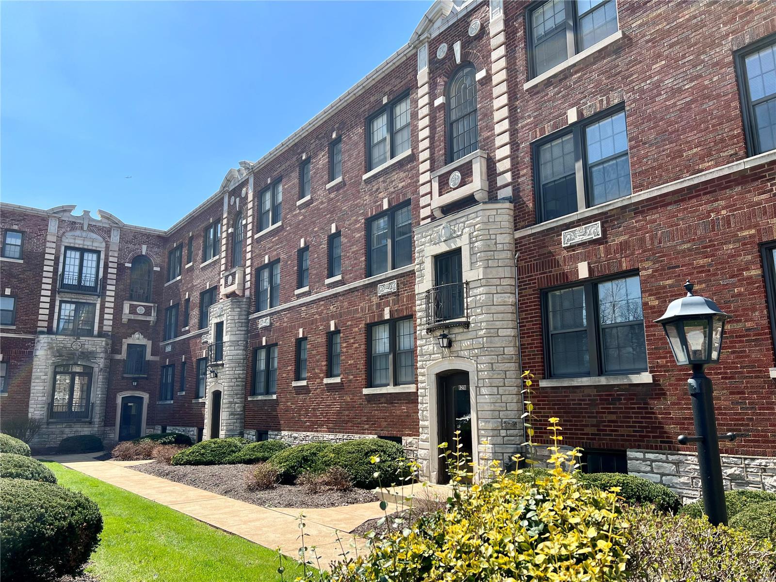 Demun Park - Residential Income