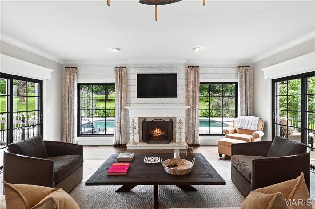 Barrington Place 3 - Residential
