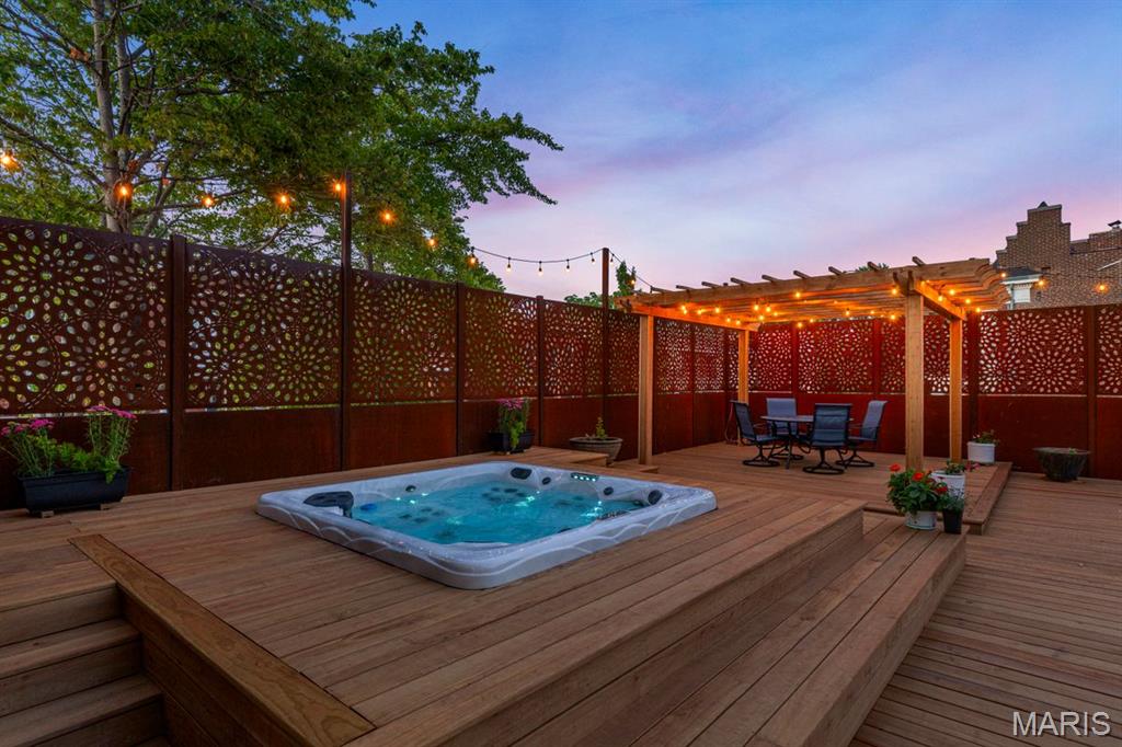 Forest Park Southeast - Residential