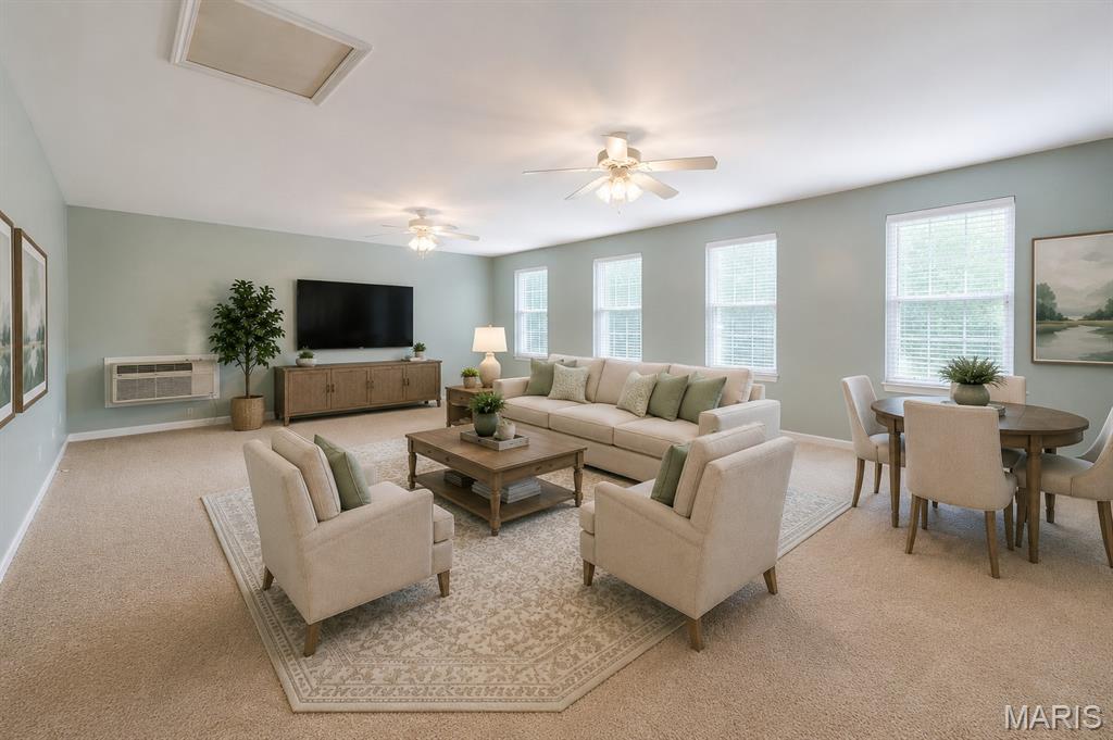 Huntington Chase 03 - Residential