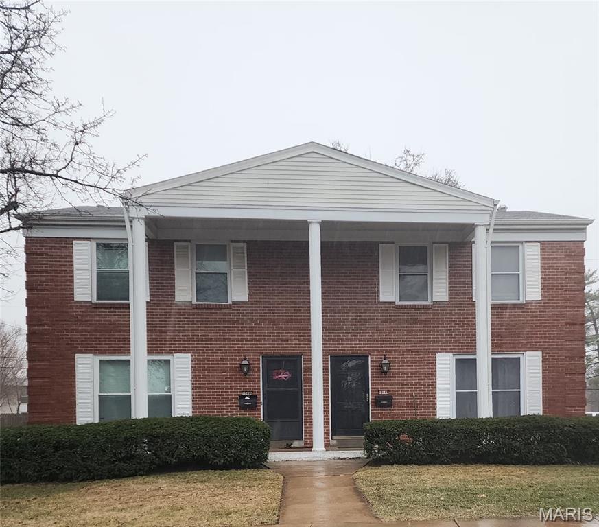 Income-producing condo located in the highly desirable Creve Coeur submarket, currently leased at $1,645 per month, offering investors immediate rental income from day one.

This tenant-occupied unit provides a straightforward buy-and-hold opportunity in one of St. Louis County’s most stable rental markets, known for consistent demand due to its central location, proximity to major employment centers, and convenient access to I-270, Olive Blvd, Westport, shopping, and dining.

This townhome style unit property presents an attractive entry point for investors seeking predictable income in an established area with long-term rental demand, rather than speculative appreciation plays.  The main level has a guest half bath, the 2nd level is 3 bedrooms and 1 bathroom, and the lower level is partially finished with storage as well. 

Properties at this price point in Creve Coeur are increasingly limited, making this an appealing option for investors looking to add a performing asset in a strong central-county location.

Agents: see agent remarks.
