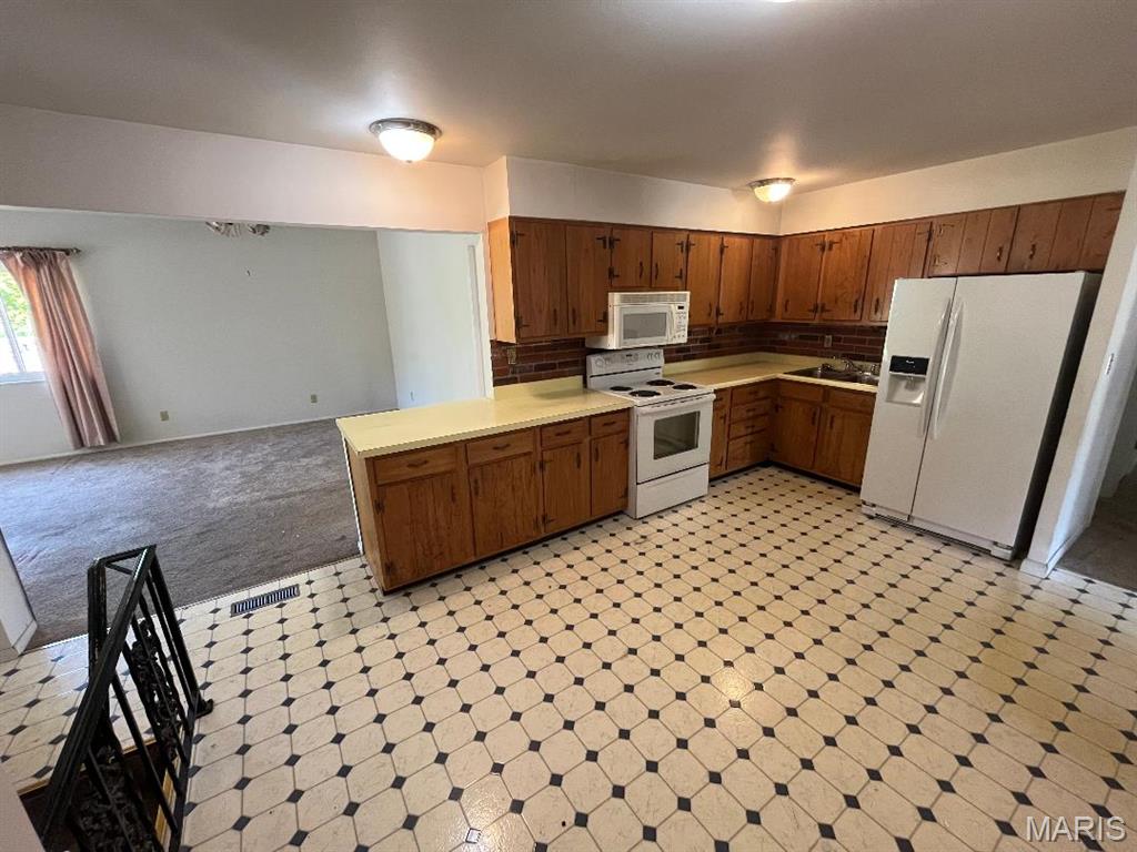 Colony Gardens Estates - Residential
