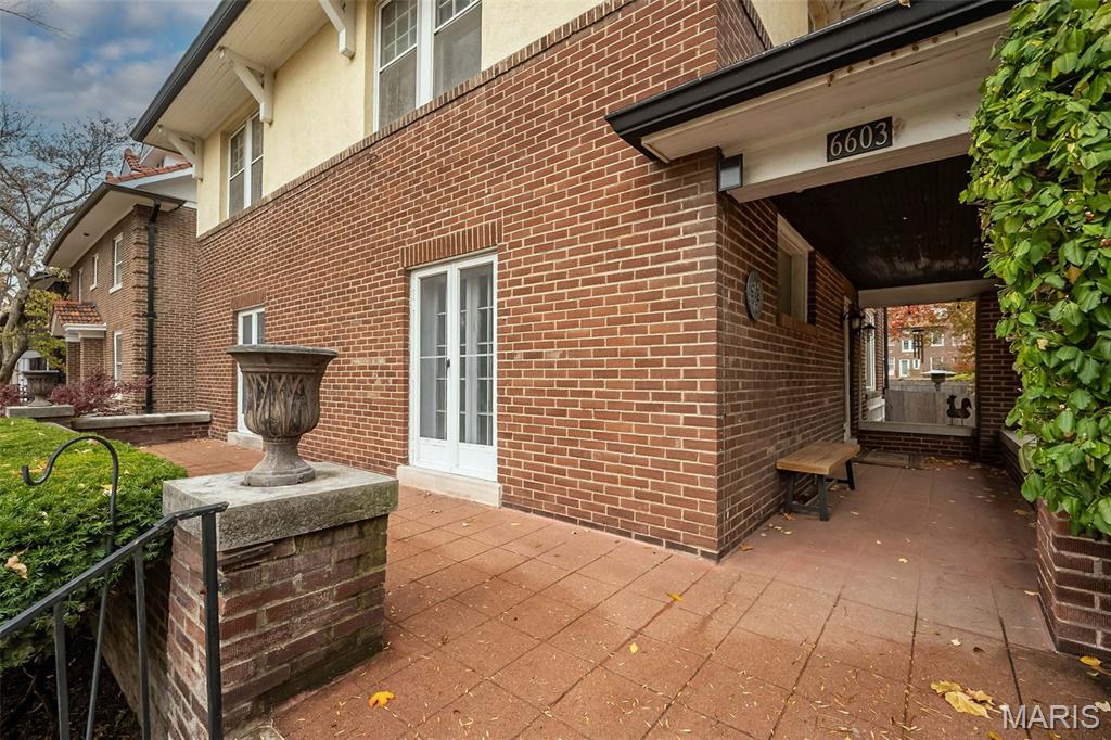 Ames Place - Residential