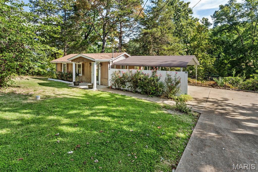 Lakeland Retreat - Residential