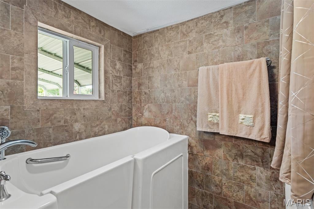 Lakeland Retreat - Residential