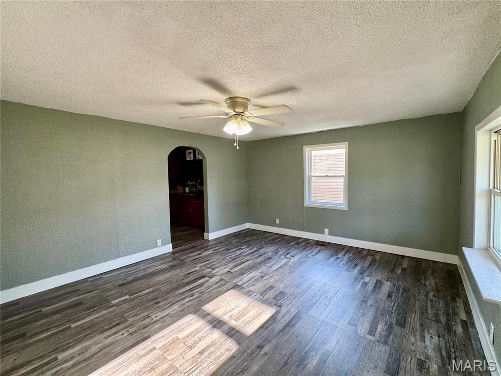Town/Leadwwod - Residential