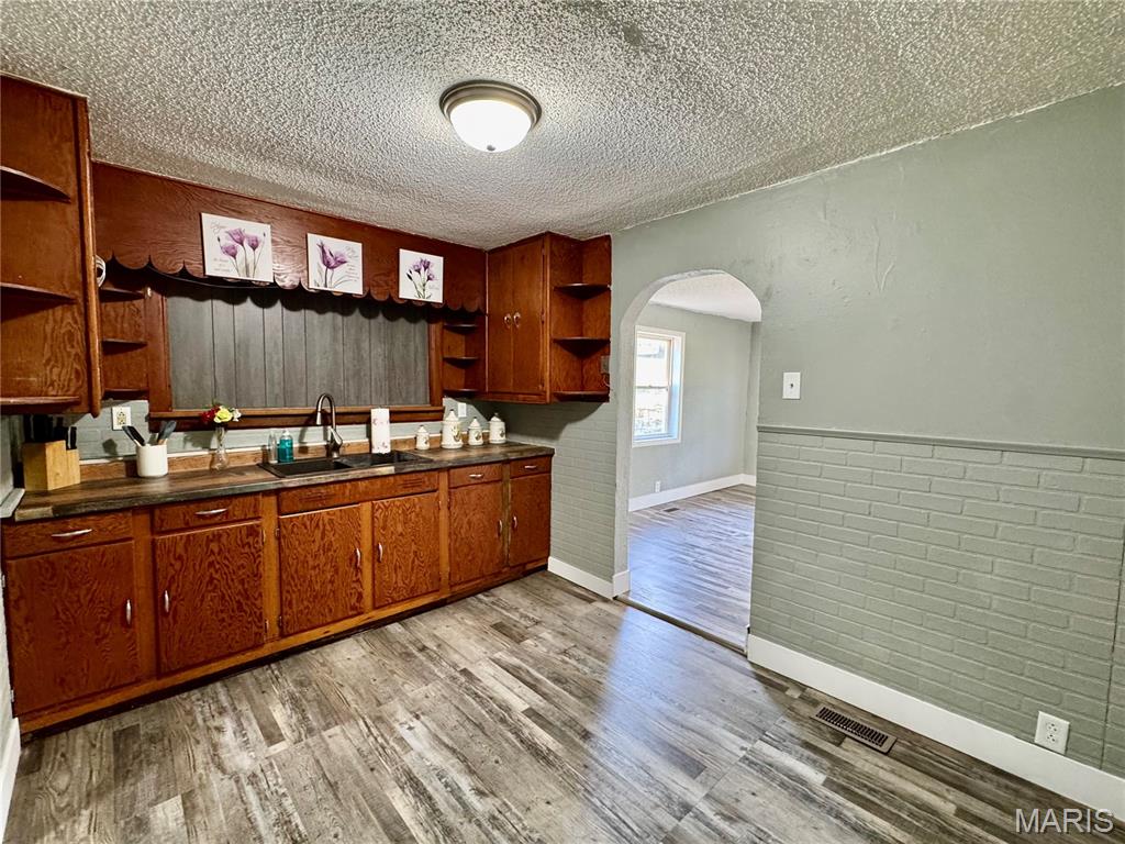 Town/Leadwwod - Residential