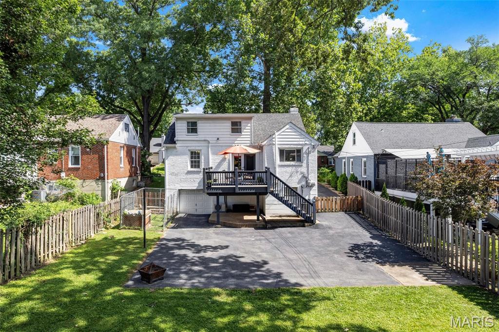 Lexington Square - Residential