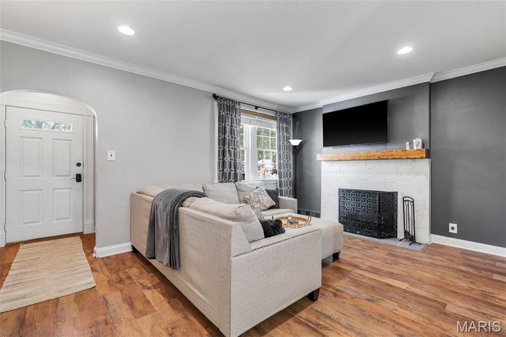 Lexington Square - Residential
