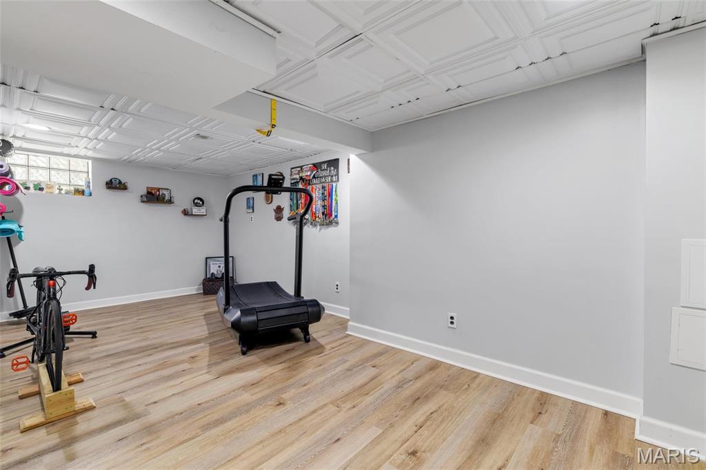 Lexington Square - Residential