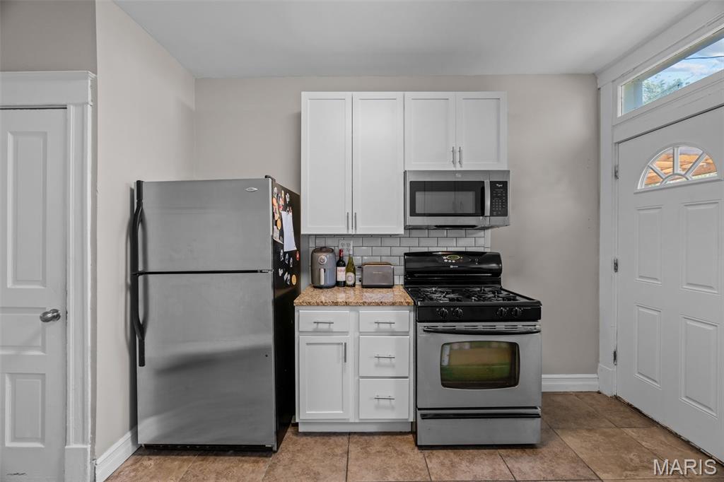Beethoven Heights Add - Residential Lease