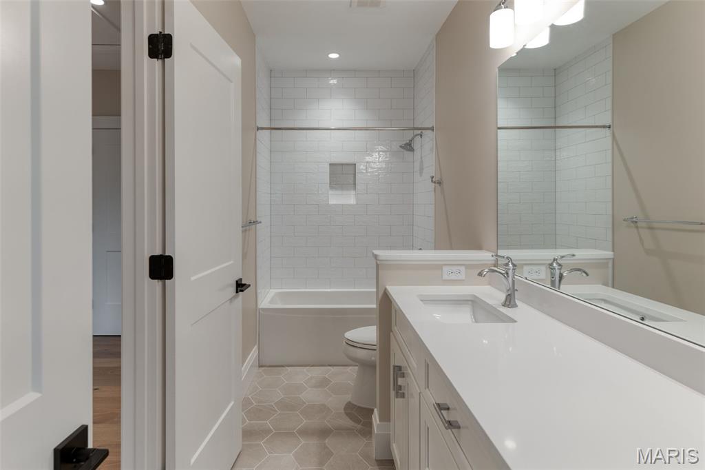 Thornhill Estates - Residential